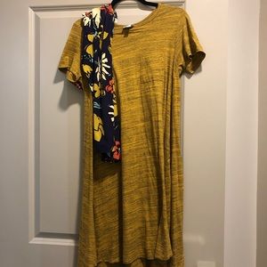LULAROE XS Carly with OS Leggings